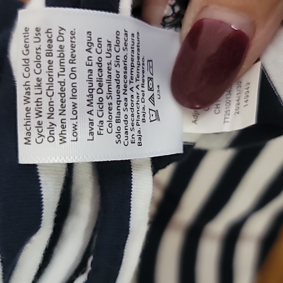 Pre owned Walmart Time and Tru Sleeveless T Shirt - Picture 7 of 7